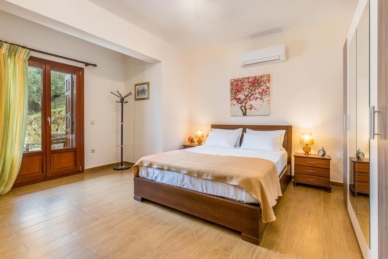 Olive Grove Apartment Skopelos Exterior foto