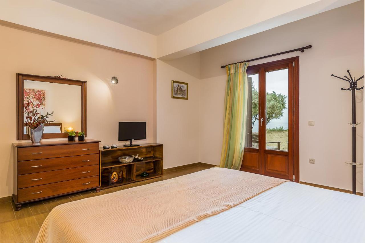 Olive Grove Apartment Skopelos Exterior foto